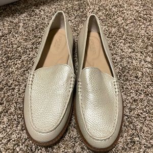 Sperry flats